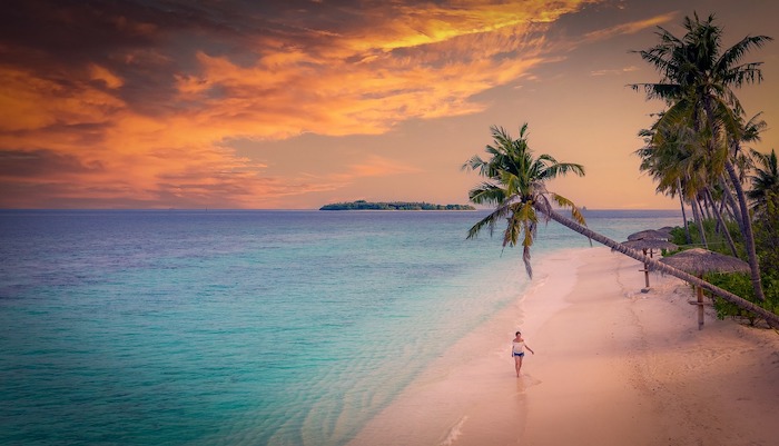 access maldives resort islands and watch maldives during sunset